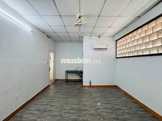 STUDIO SẴN NỘI THẤT - TÒA NHÀ THANG MÁY  - CÁCH CÔNG THƯƠNG 5P
