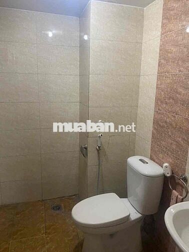 Cho thuê căn hộ 93m, 3PN Sunrise Building 2 Việt Hưng Giá 10.5 triệu
