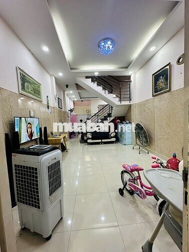 Nhàlevanquoi 120m2,2 PN, quận Bình Tân