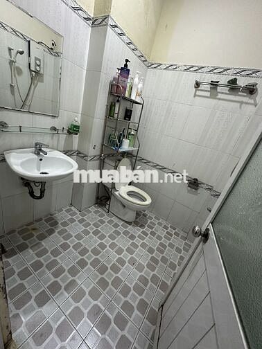 Nhàlevanquoi 120m2,2 PN, quận Bình Tân