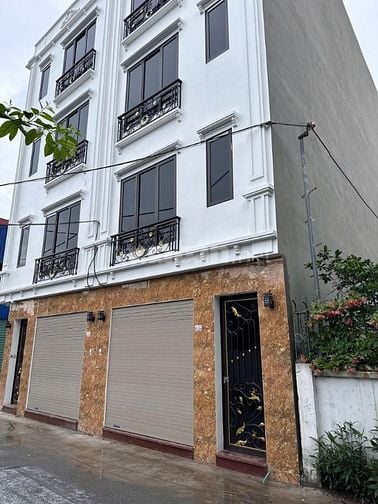 Bán nhà mới 5 tầng mặt phố & ô tô vào nhà