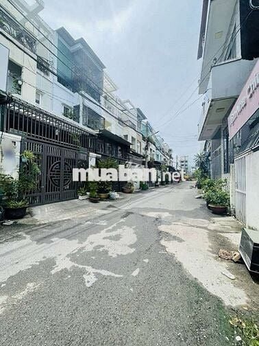 NHÀ 1/ NGẮN XE HƠI NGỦ TRONG NHÀ ĐƯỜNG TÔ NGỌC VÂN, Q12. CHỈ 5.1 TỶ