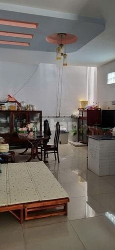4,5mx18m.Nguyễn văn quá -quận12, nhà 2tầng 3pn, 3wc, sân để xe rộng..