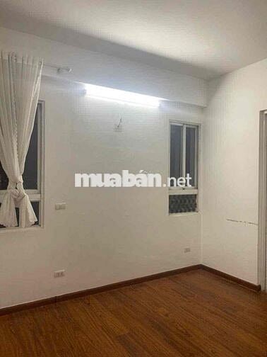 Cho thuê căn hộ 93m, 3PN Sunrise Building 2 Việt Hưng Giá 10.5 triệu
