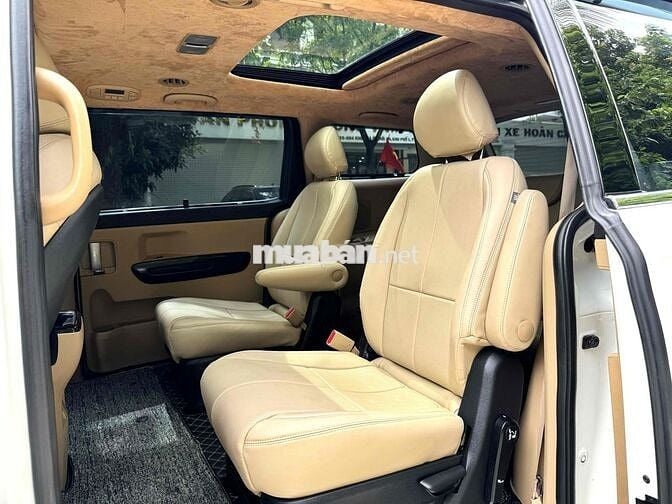 Kia Sedona 2018 2.2 DATH - 72000 km