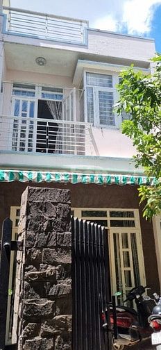4,5mx18m.Nguyễn văn quá -quận12, nhà 2tầng 3pn, 3wc, sân để xe rộng..
