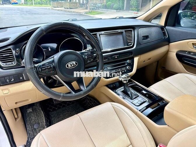 Kia Sedona 2018 2.2 DATH - 72000 km