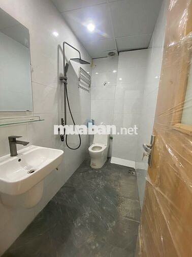 Nhà 4T*38m2 đẹp- ngõ rộng ô tô đỗ cổng- gần đường QL6- Giá chỉ 3,45 tỷ
