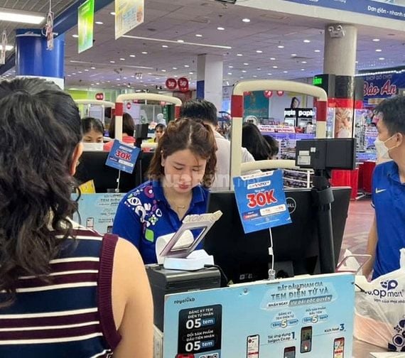 Tuyển Gấp Nhân Viên Làm Dịp Trung Thu Trăng Rằm