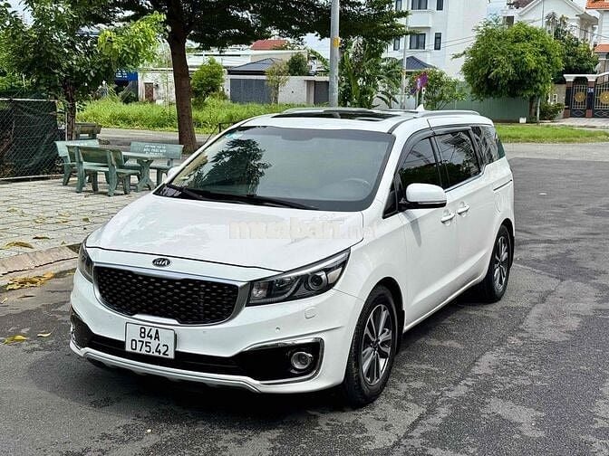 Kia Sedona 2018 2.2 DATH - 72000 km