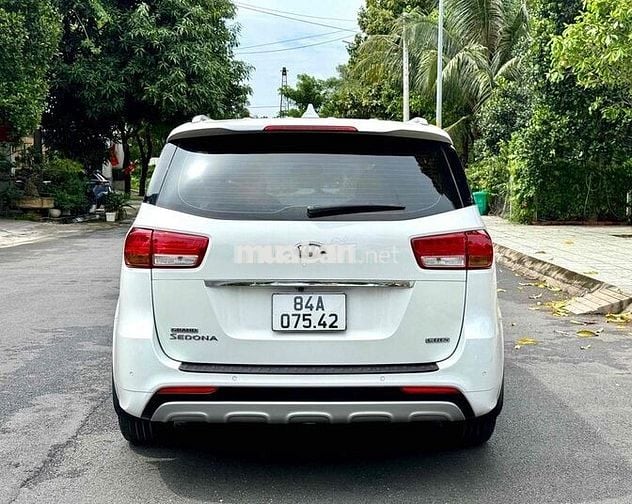 Kia Sedona 2018 2.2 DATH - 72000 km