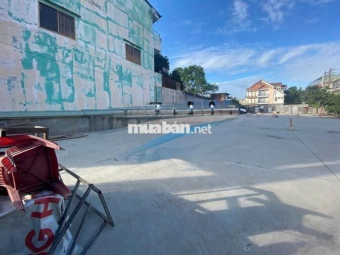 CHo thuê mbkd đất trống mặt tiền đường Tân kỳ tân quý 20x55m