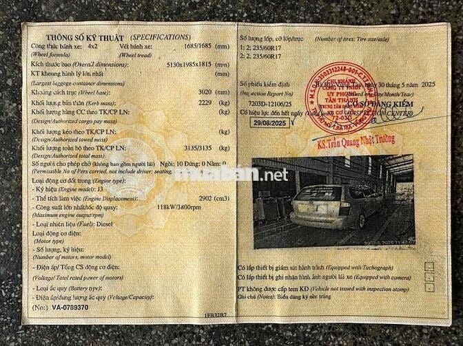 Kia Carnival 11 chỗ máy dầu đời 2009