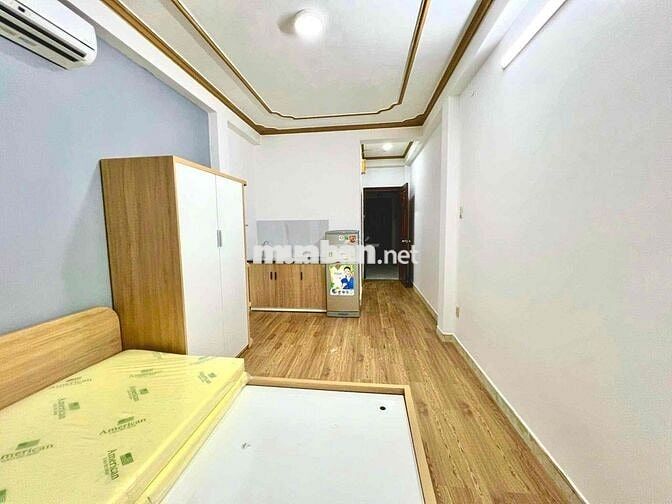 CHO THUÊ PHÒNG BAN CÔNG LỚN FULL NỘI THẤT GẦN VĂN LANG CƠ SỞ 1 GIÁ RẺ