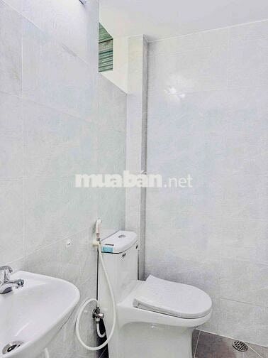 CĂN HỘ DUPLEX CỬA SỔ TRỜI NGAY ĐH.NGOẠI THƯƠNG QUẬN BÌNH THẠNH