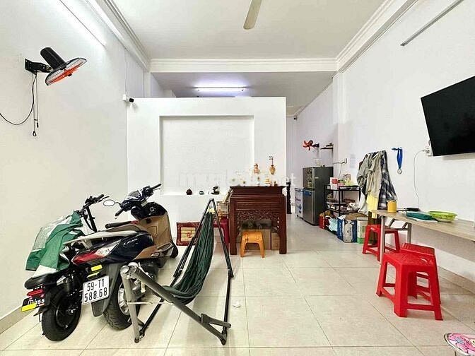NHÀ Q1 GIÁ BÌNH THẠNH - HẺM Ô TÔ NGUYỄN TRÃI / Q1 - 41M2 ( 4.8x9 ) A4