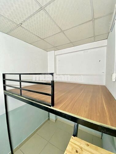 PHÒNG GÁC RỘNG, CỬA SỔ CÁCH EMART PHAN VĂN TRỊ - GÒ VẤP 300M