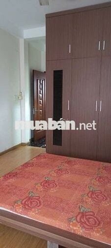 Cho thuê nhà nguyên căn gần Nam Kỳ Khởi Nghĩa 2PN NTCB có sân thượng
