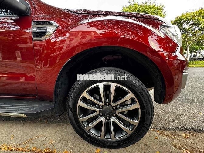 Ford Everest 2018 Titanium 2.0L 4x4 AT