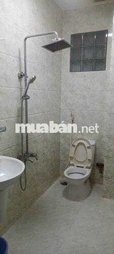 Cho thuê nhà nguyên căn gần Nam Kỳ Khởi Nghĩa 2PN NTCB có sân thượng