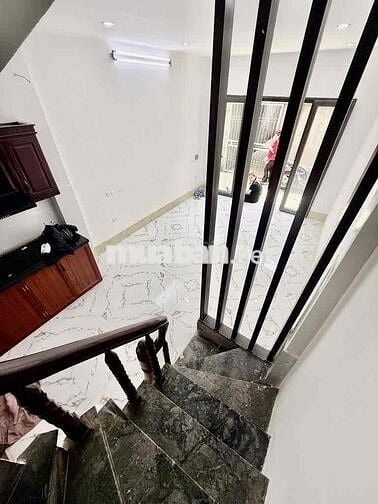HIẾM-  TC 5.25Tỷ- NHÀ SỔ CC VUÔNG ĐÉT - 28M2 - NGÕ THÔNG RỘNG