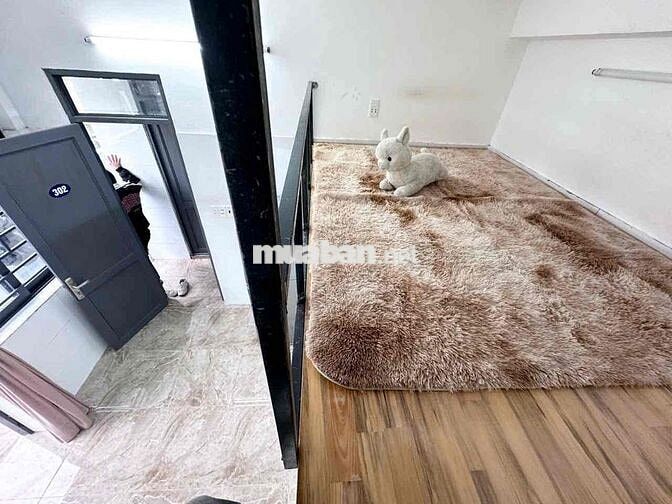 GẦN NGAY ĐẠI HỌC VĂN HIẾN DUPLEX BAN CÔNG THOÁNG MÁT