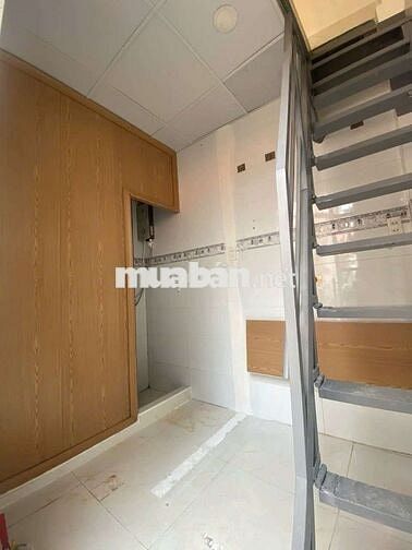 Nhà Trần Quang Diệm 26m2, hẻm rộng, 2 phòng, 1 toilet, 1 phòng tắm