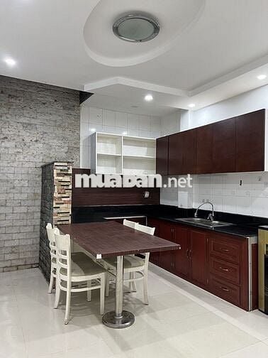 Nhà nguyên căn 4PN 3WC đường Lê Hoàng Phái, Gò Vấp