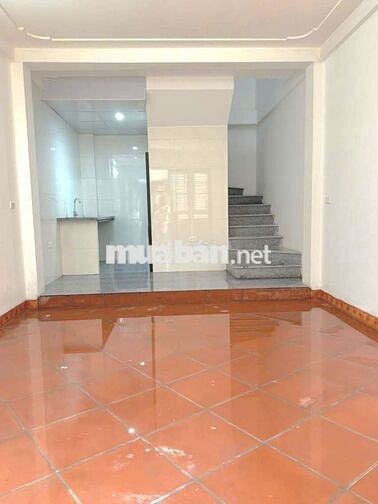 Cho thuê nhà riêng tại Khương Đình, Hà Nội - 35m2.