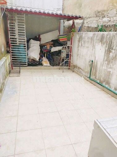 Bán nhà sổ hồng chung chờ làm sổ