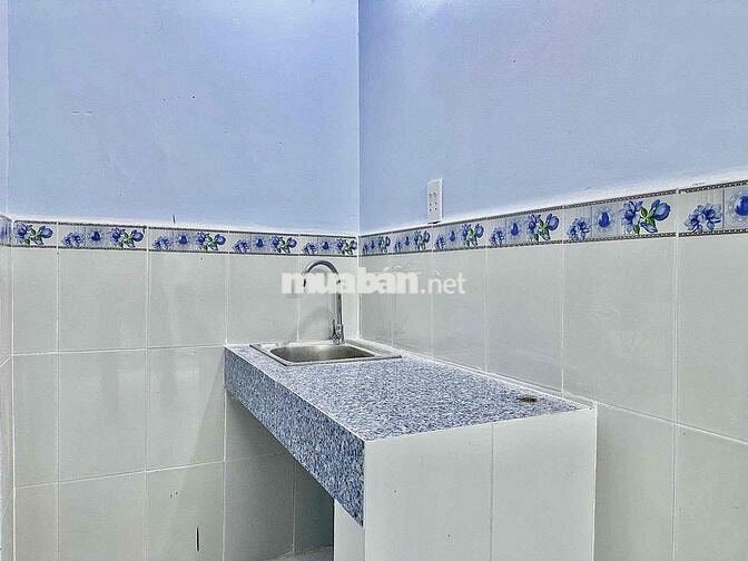 Phòng trọ dạng trệt, rộng, thoáng, sẵn máy lạnh Ngay Lê Đại Hành