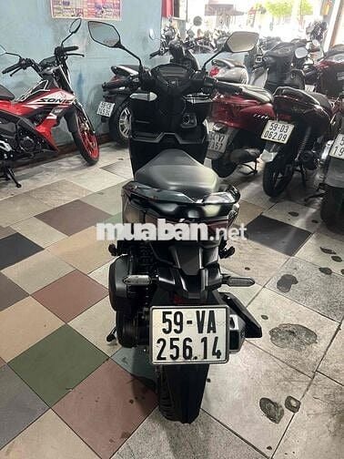 mới về vaảio mẩu mới nhất đen nhám xe nhu thùng ac