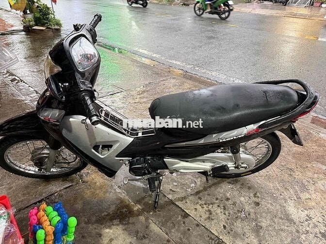 xe nguyên rin máy ko nghe tiếng