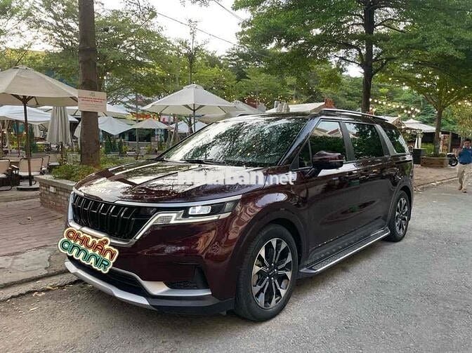 Kia Carnival 2022 2.2D Luxury 8 chỗ - 87450 km