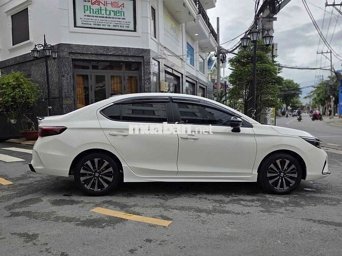 HONDA CITY RS 2024,ODO: 9.700km XE CỌP LÊN FULL PK