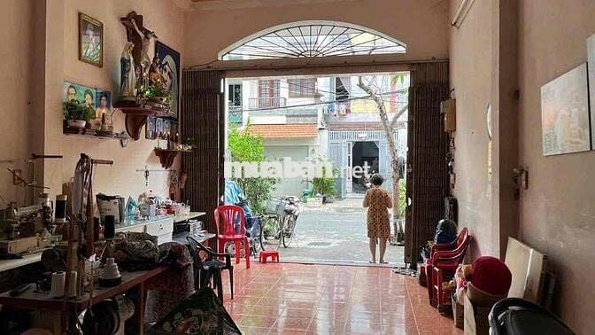 CHÍNH CHỦ BÁN GẤP NHÀ 1 TRỆT 1 LẦU 64m², HẺM XE HƠI 8M, SỔ HỒNG RIÊNG,