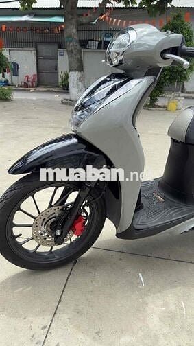 sh mode xám xi măng abs 2023 chính chủ