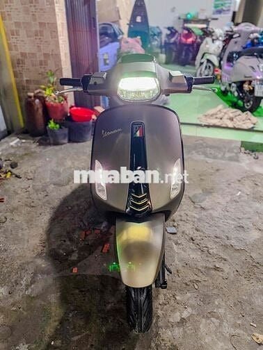 Vespa Iget 2016 ABS , Dk lại 2022, giấy tờ đầy đủ