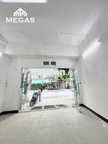 CHO THUÊ NHÀ GÓC 2MT PHAN ANH , NGAY NGÃ 4 BỐN XÃ , ÂU CƠ , HOÀ BÌNH