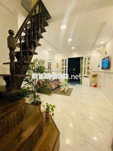 Cho thuê nhà nguyên căn full nội thất đường số Tân Quy