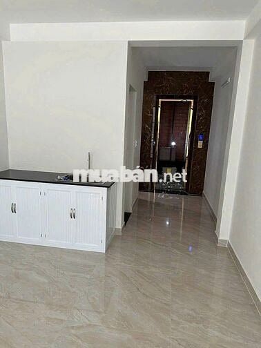 Cho Thuê Nhà Đường Huỳnh Văn Bánh, Phú Nhuận ( Nhà Có Thang Máy )