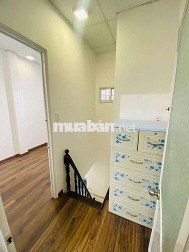Cho thuê nhà nguyên căn full nội thất đường số Tân Quy
