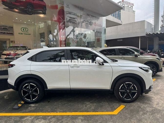 Honda HR-V G 2024 - chạy 6966 km siêu lướt