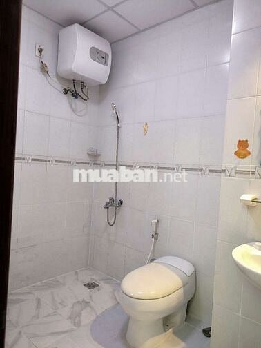 Cho thuê căn hộ chung cư Quận 7 – 2PN, 77m², chỉ 8tr5/tháng