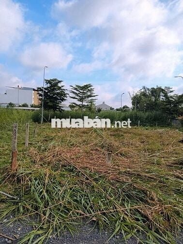 BÁN GẤP LÔ ĐẤT 1300M² – NGAY CẦU RẠCH TÔM - LÊ VĂN LƯƠNG, NHÀ BÈ