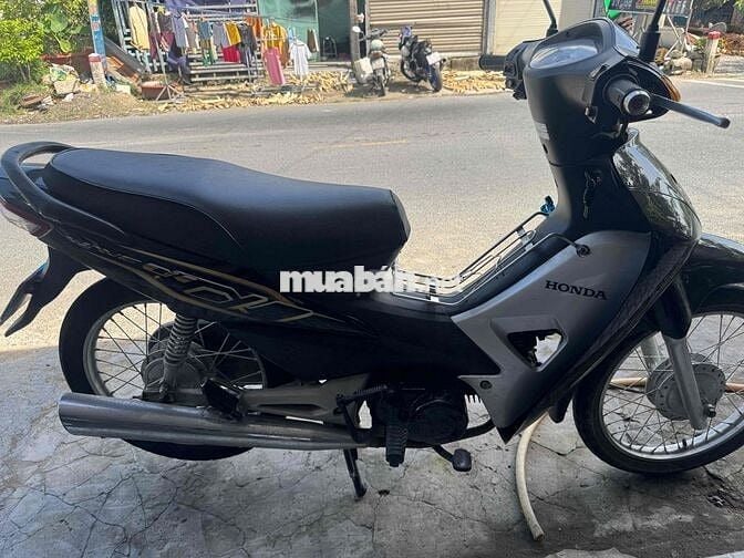 xe đẹp may em . áo anphA 2022.