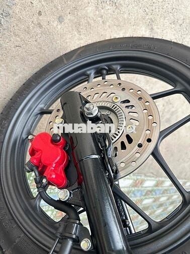 cửa hàng có trao đổi mua bán xe qua sữ dụng