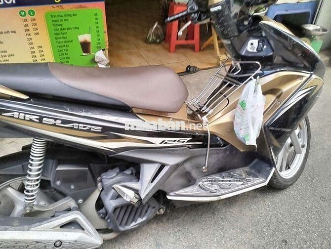 Xe đang chạy... Đổi xe khác nên bán