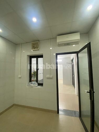 Chính chủ cho thuê nhà trong biệt thự phố Đoàn Trần Nghiệp