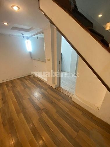 Chính chủ cho thuê nhà trong biệt thự phố Đoàn Trần Nghiệp